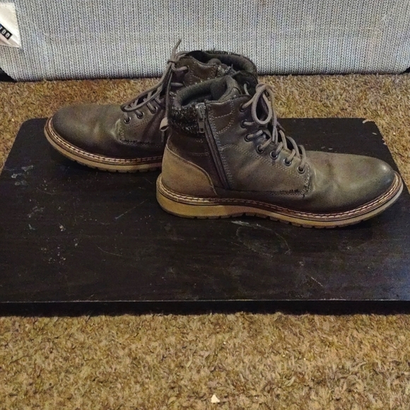 Reserved - Picture 2 of 4